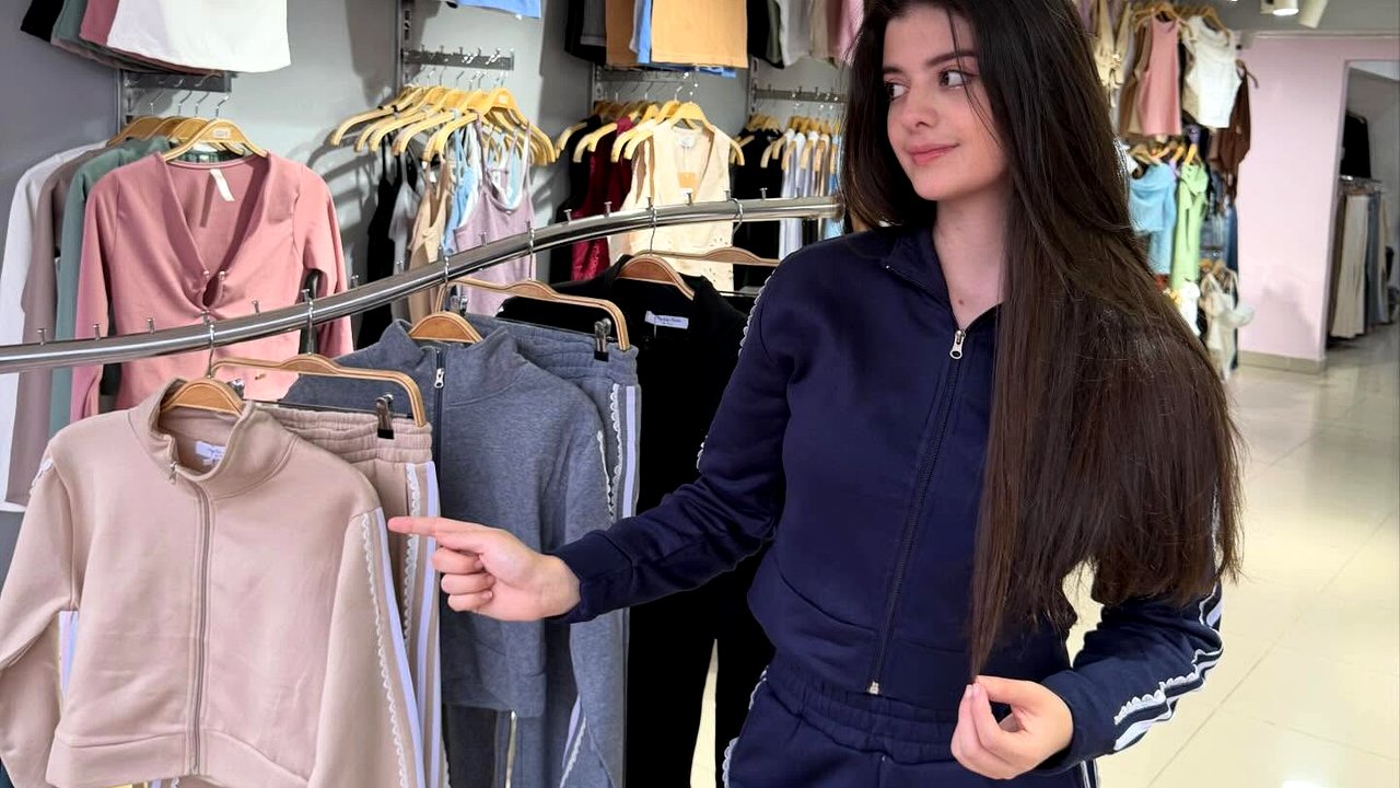 Interior tienda Flore Popayán — moda femenina exclusiva